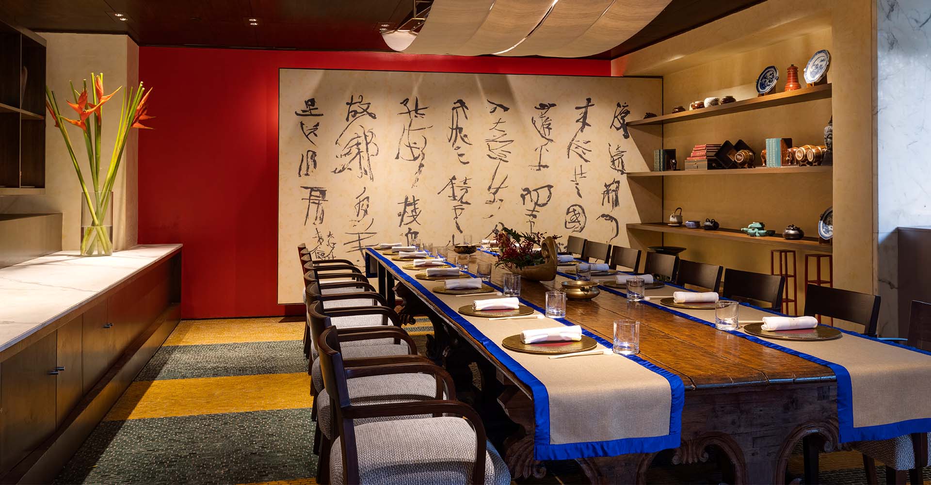 5 Star Restaurant, India Jones At Trident Mumbai Decorated In Japanese Theme